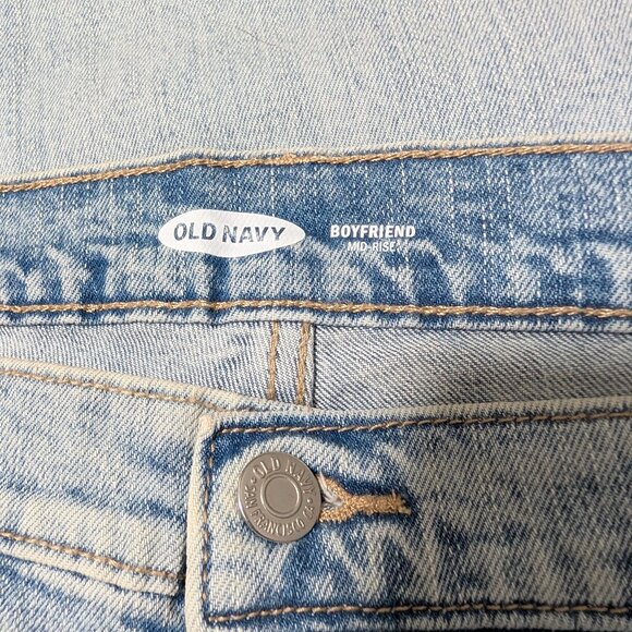 Old Navy Women's Light Acid‎ Wash Boyfriend Jeans Distressed Knee Size 12 - Picture 8 of 9